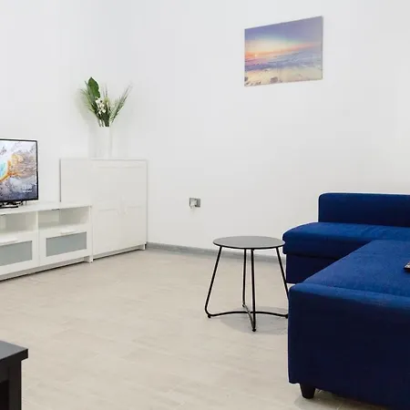 Alexzzi Greenb Apartament